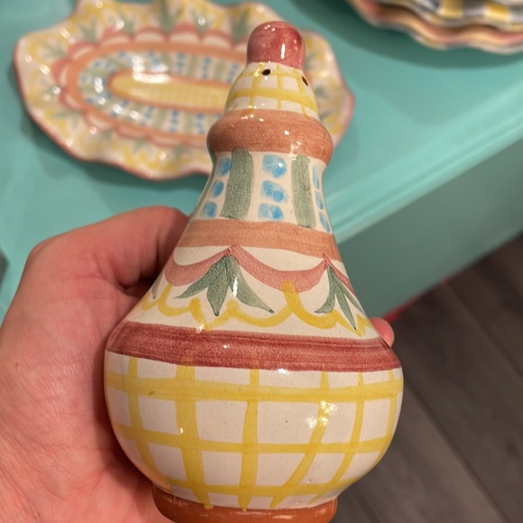 MacKenzie-Childs salt and pepper, shaker, and dish. Madison, Taylor pattern - Picture 4 of 6